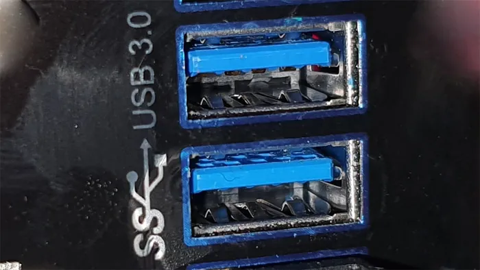 usb-ports blau 3.0 farben