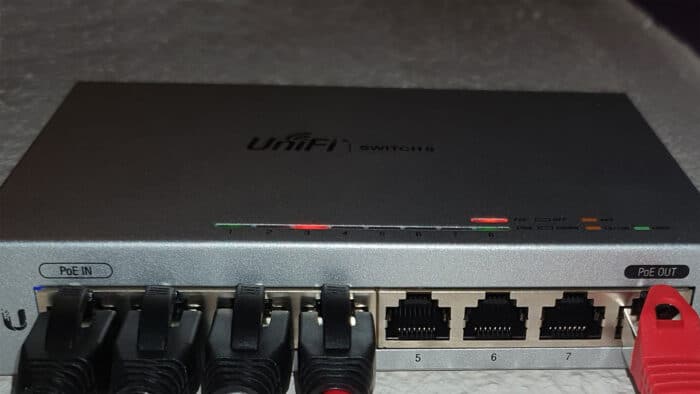 ubiquiti unifi switch 8